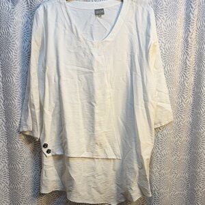 Chic White Women's Top